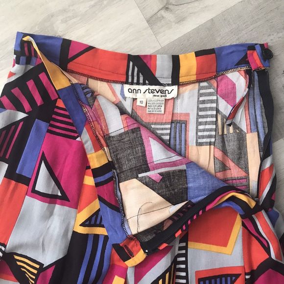 VTG Small Geometric Mod Abstract Art To Wear 80’s Colorful Picasso Artsy Vibrant - Picture 3 of 8